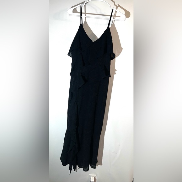 NWT Women's Ruffle Midi Dress - Picture 3 of 3